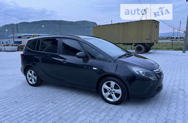 Минивэн Opel Zafira 2013 в Хусте