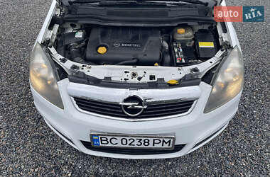 Минивэн Opel Zafira 2006 в 