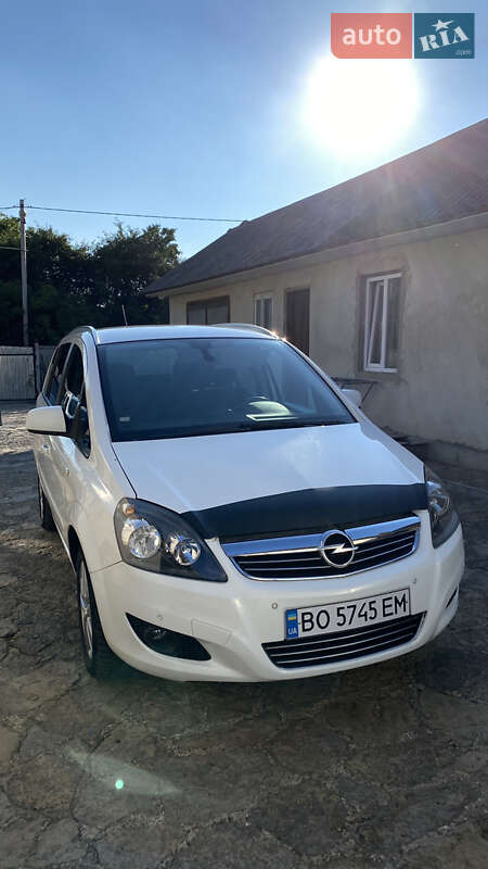 Минивэн Opel Zafira 2011 в Борщеве