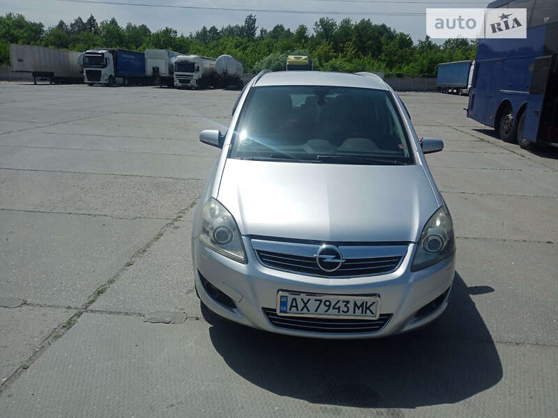 Мінівен Opel Zafira 2008 в Харкові