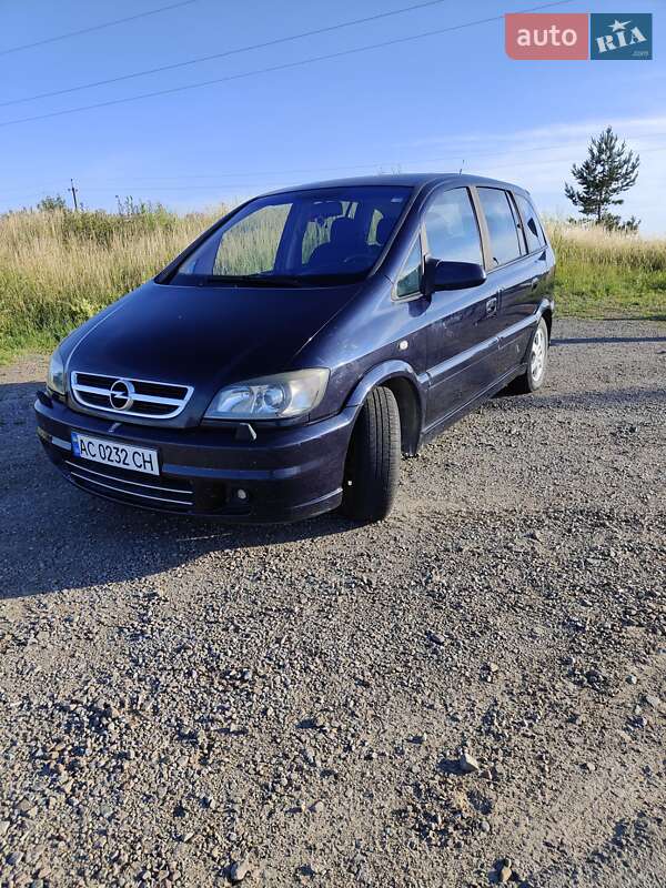 Минивэн Opel Zafira 2003 в Львове