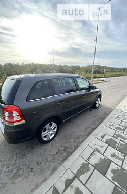 Минивэн Opel Zafira 2011 в Львове