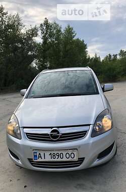 Мінівен Opel Zafira 2010 в Каневі