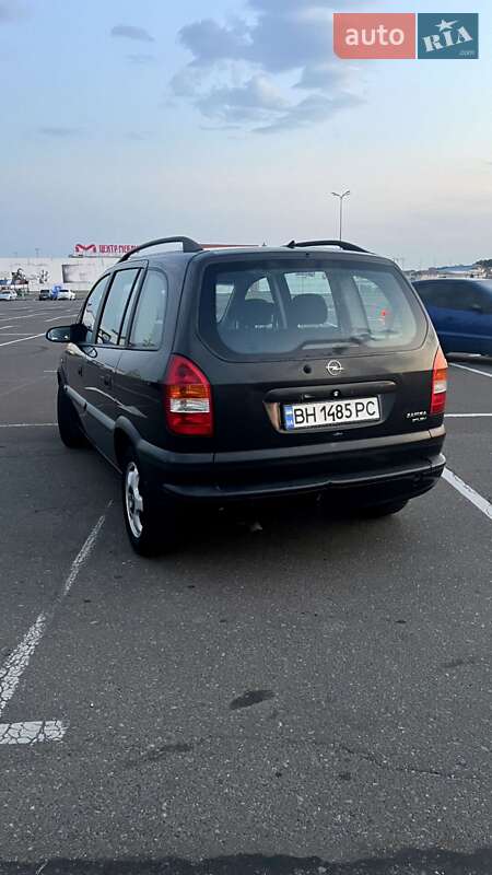 Минивэн Opel Zafira 2001 в Одессе