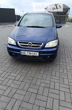 Мінівен Opel Zafira 2004 в Дніпрі