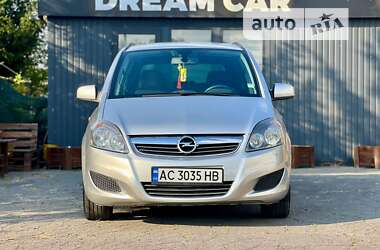 Opel Zafira 2011