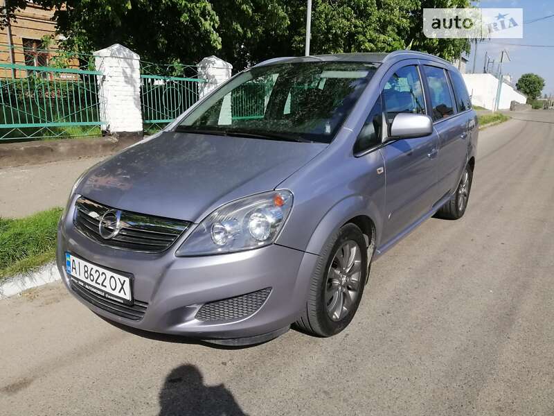 Мінівен Opel Zafira 2010 в Білій Церкві