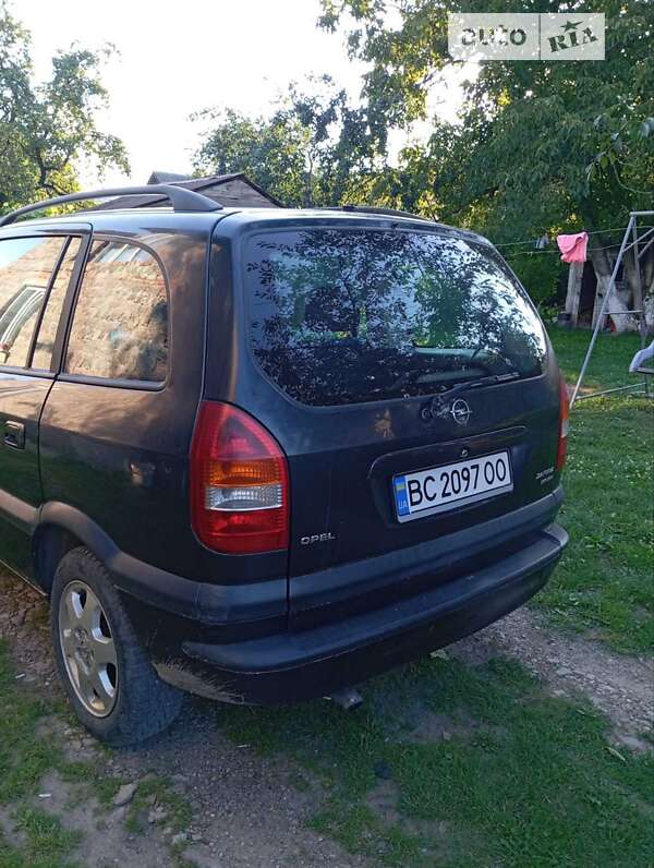 Минивэн Opel Zafira 2000 в Старом Самборе
