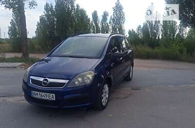 Минивэн Opel Zafira 2005 в Житомире