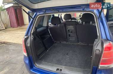 Мінівен Opel Zafira 2006 в Ізяславі