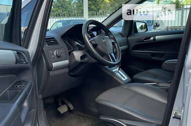 Мінівен Opel Zafira 2010 в Києві