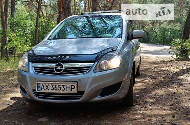 Мінівен Opel Zafira 2010 в Києві