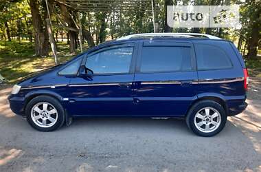 Мінівен Opel Zafira 2005 в Коломиї