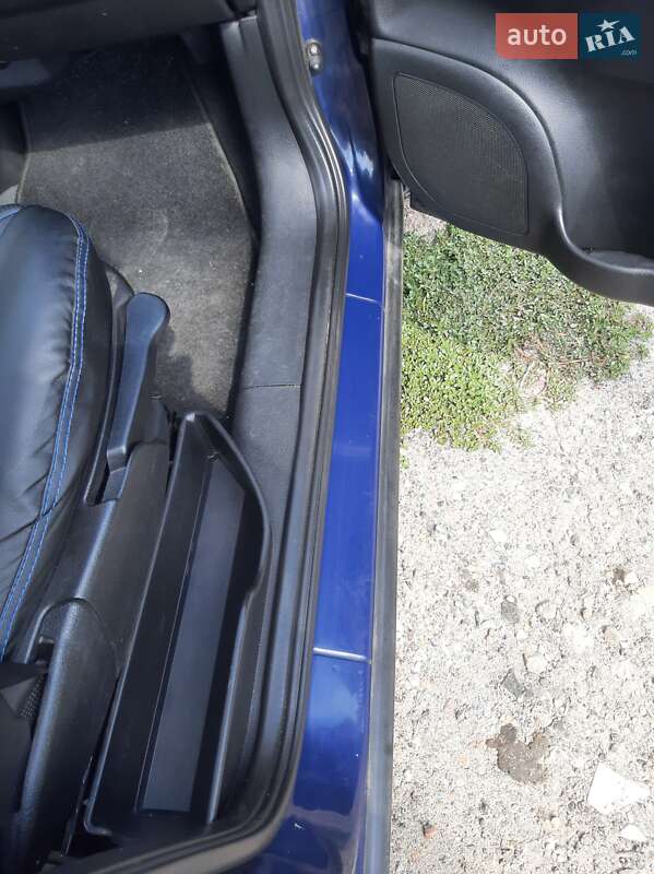 Минивэн Opel Zafira 2004 в Броварах