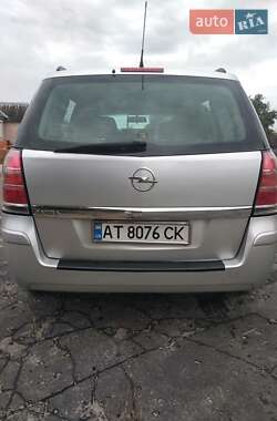 Минивэн Opel Zafira 2005 в 