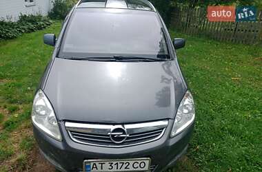 Минивэн Opel Zafira 2009 в 