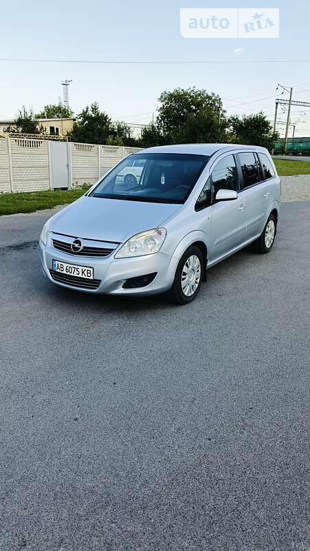 Мінівен Opel Zafira 2009 в Жмеринці