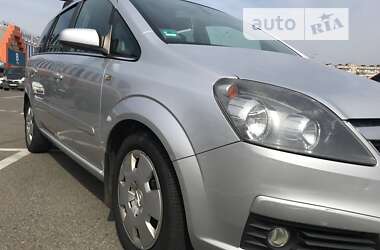 Мінівен Opel Zafira 2006 в Києві