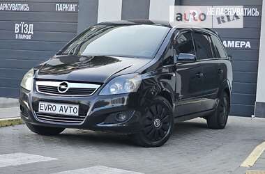 Opel Zafira 2011