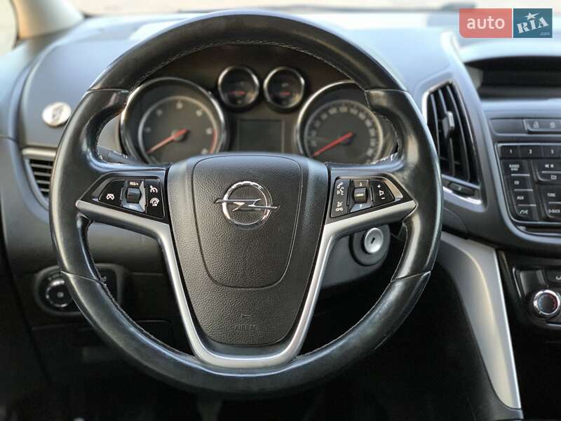 Минивэн Opel Zafira 2014 в Днепре