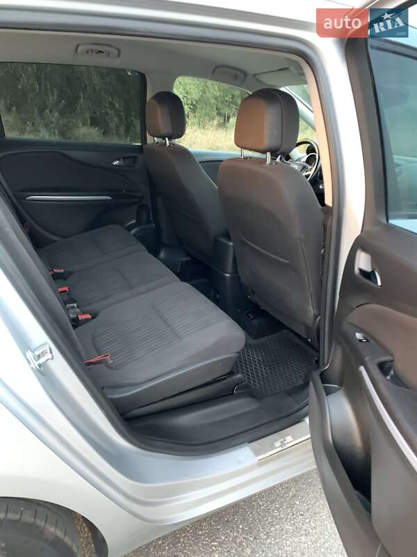 Минивэн Opel Zafira 2014 в Днепре