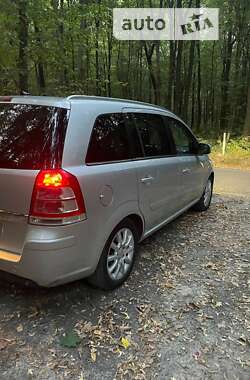 Мінівен Opel Zafira 2010 в Луцьку