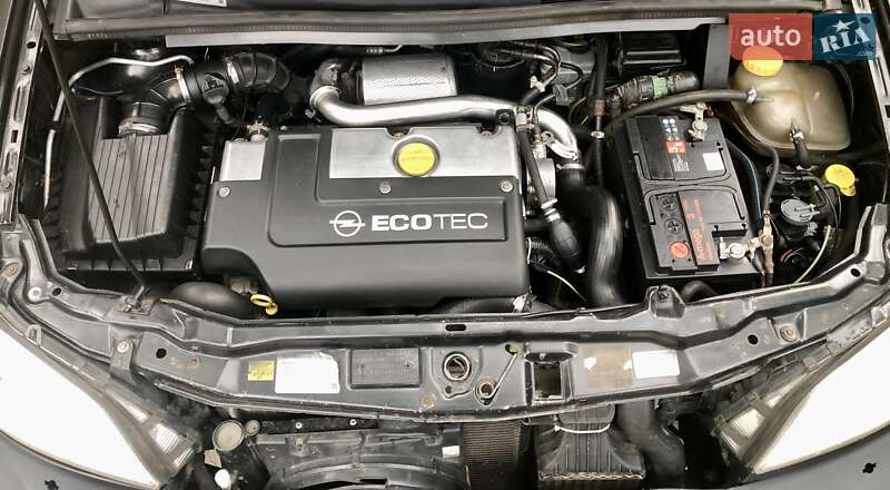Мінівен Opel Zafira 2001 в Херсоні