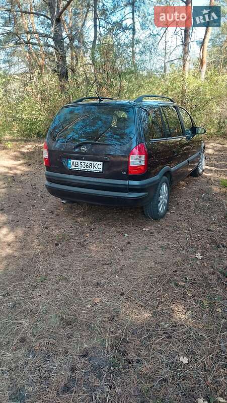 Минивэн Opel Zafira 2003 в Могилев-Подольске фото 2 Минивэн Opel Zafira 2003 в Могилев-Подольске