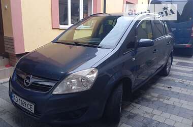 Мінівен Opel Zafira 2008 в Сваляві