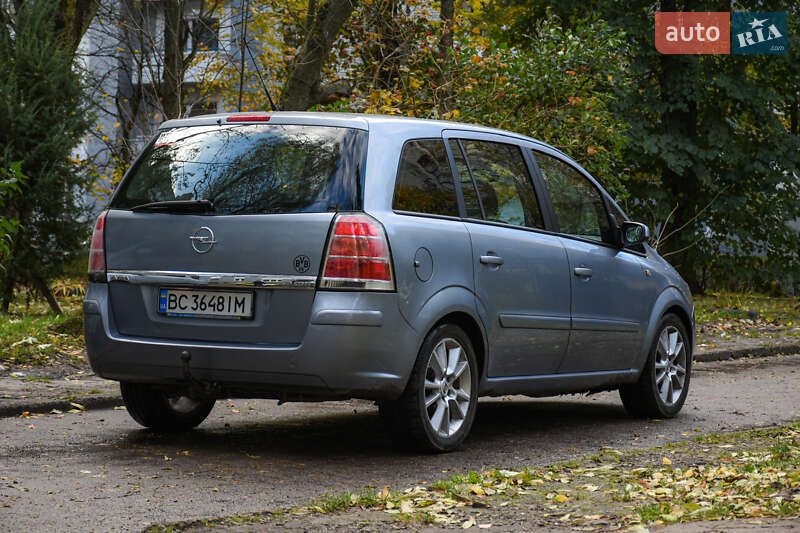 Минивэн Opel Zafira 2006 в Львове
