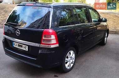 Мінівен Opel Zafira 2010 в Києві