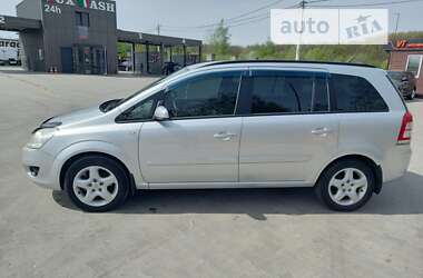 Минивэн Opel Zafira 2008 в Калуше