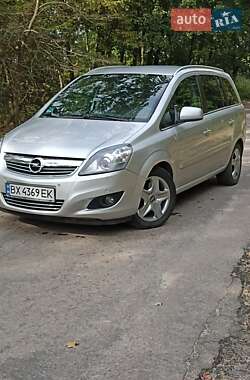 Минивэн Opel Zafira 2011 в Житомире