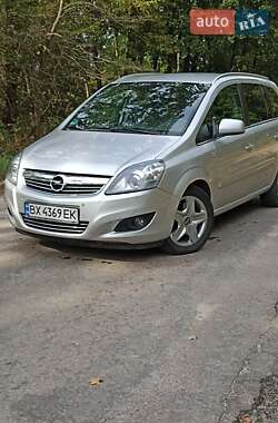 Opel Zafira 2011