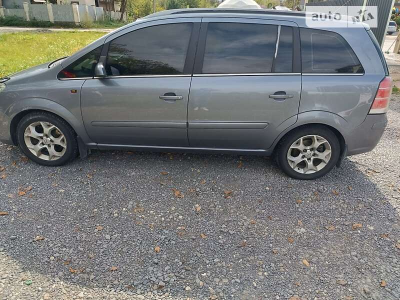 Opel Zafira 2005