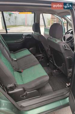 Минивэн Opel Zafira 1999 в 