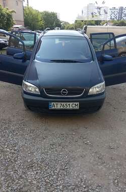 Минивэн Opel Zafira 2005 в Ивано-Франковске