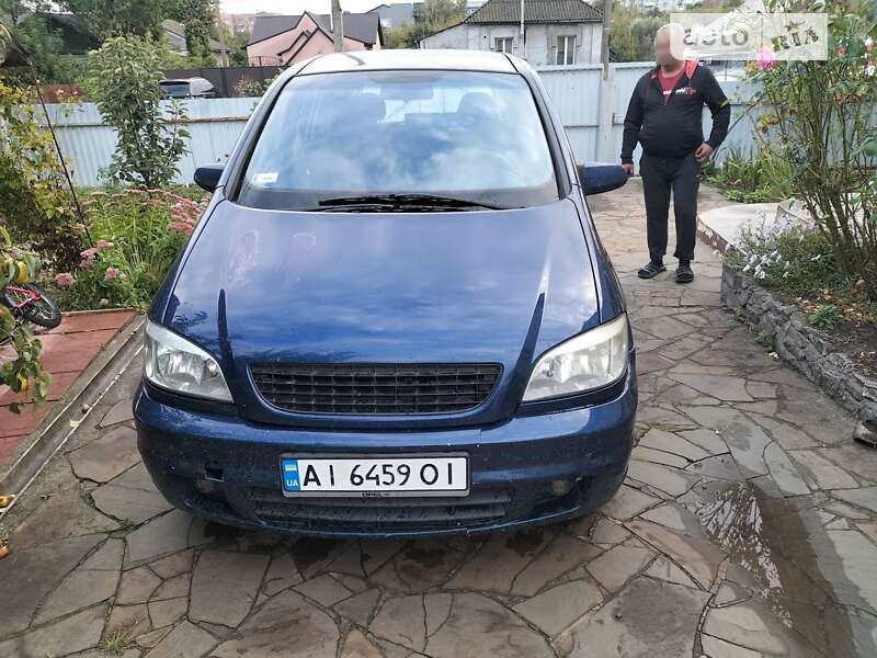 Минивэн Opel Zafira 2003 в 