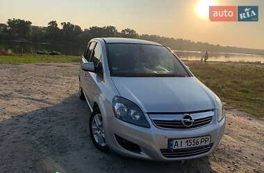 Минивэн Opel Zafira 2011 в Сквире