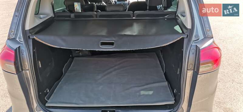 Минивэн Opel Zafira 2012 в Днепре