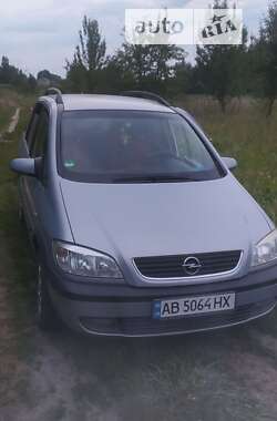 Минивэн Opel Zafira 2000 в Дашеве