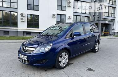 Минивэн Opel Zafira 2010 в Новояворовске