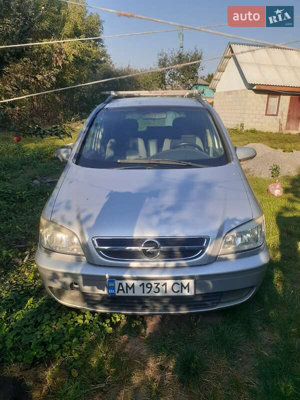 Opel Zafira 2004