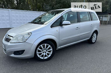 Мінівен Opel Zafira 2008 в Києві