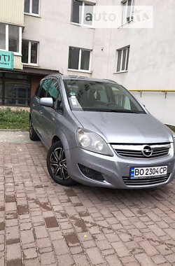 Минивэн Opel Zafira 2010 в Тернополе