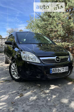 Минивэн Opel Zafira 2009 в Виннице