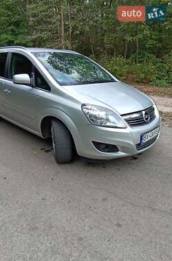 Минивэн Opel Zafira 2011 в Житомире