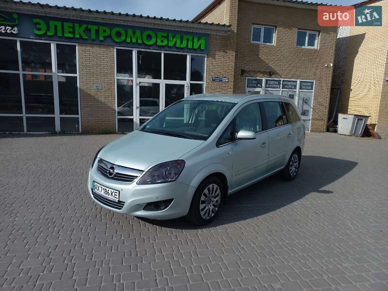 Мінівен Opel Zafira 2009 в Пісочині