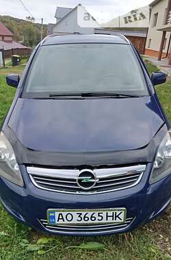 Минивэн Opel Zafira 2011 в Беловарцах