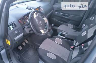 Мінівен Opel Zafira 2005 в Обухові